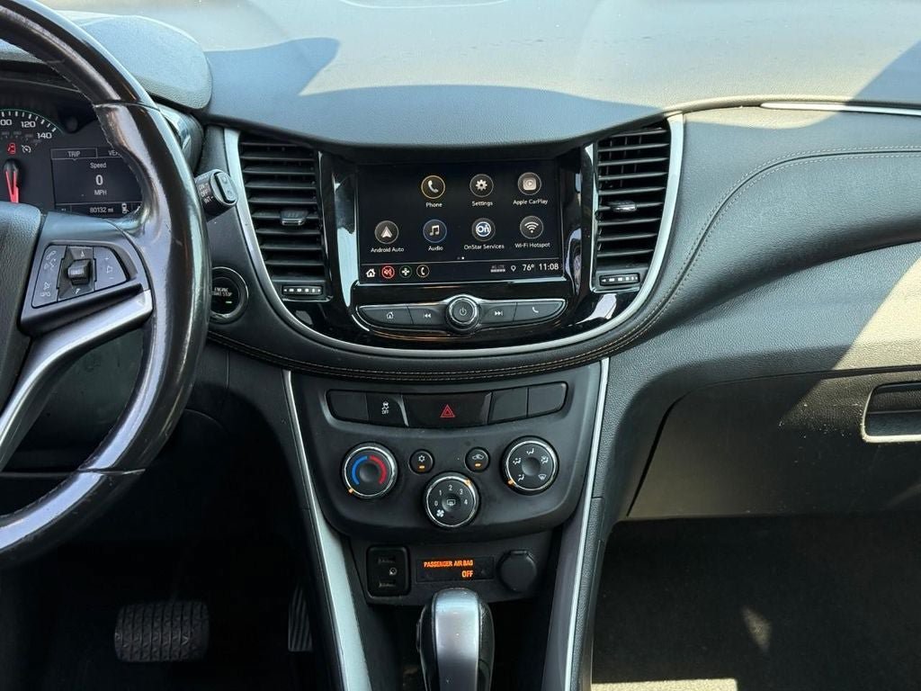 Used 2018 Chevrolet Trax LT w/ LT Convenience Package AWD/4WD image 14