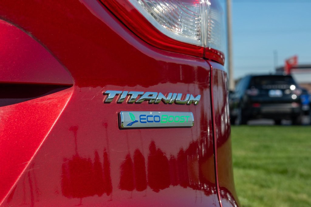 Used 2013 Ford Escape Titanium w/ Parking Technology Pkg FWD image 8