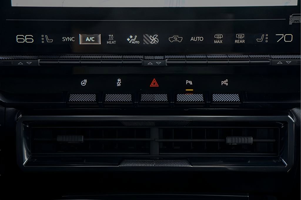 New 2026 GMC Hummer EV 4x4 Crew Cab image 23