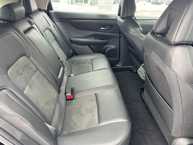 Used 2024 Nissan Ariya AWD image 26