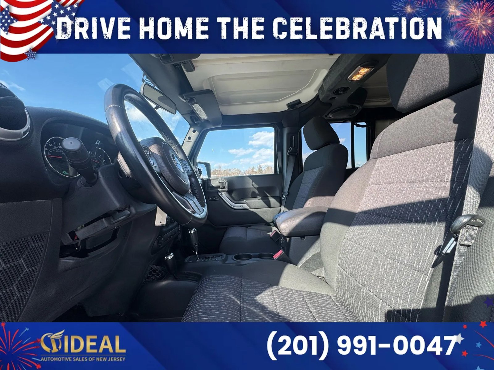Used 2011 Jeep Wrangler Unlimited Sahara w/ Dual Top Group AWD/4WD image 7