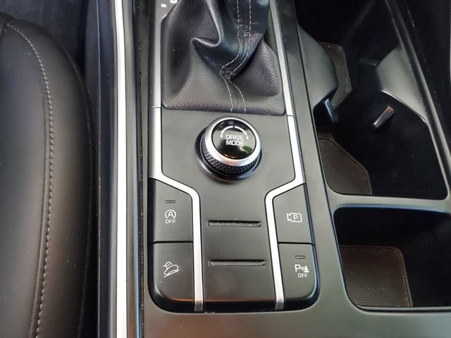 Certified 2023 Kia Sorento S FWD image 28