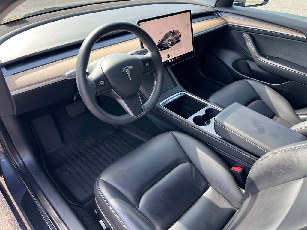 Used 2023 Tesla Model 3 Standard Range RWD image 17