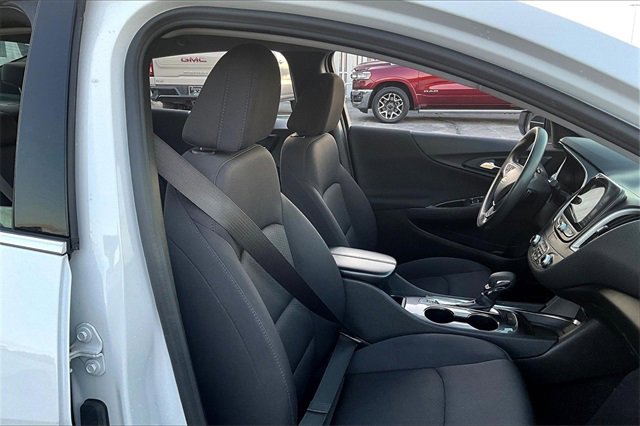 Used 2023 Chevrolet Malibu LT image 29