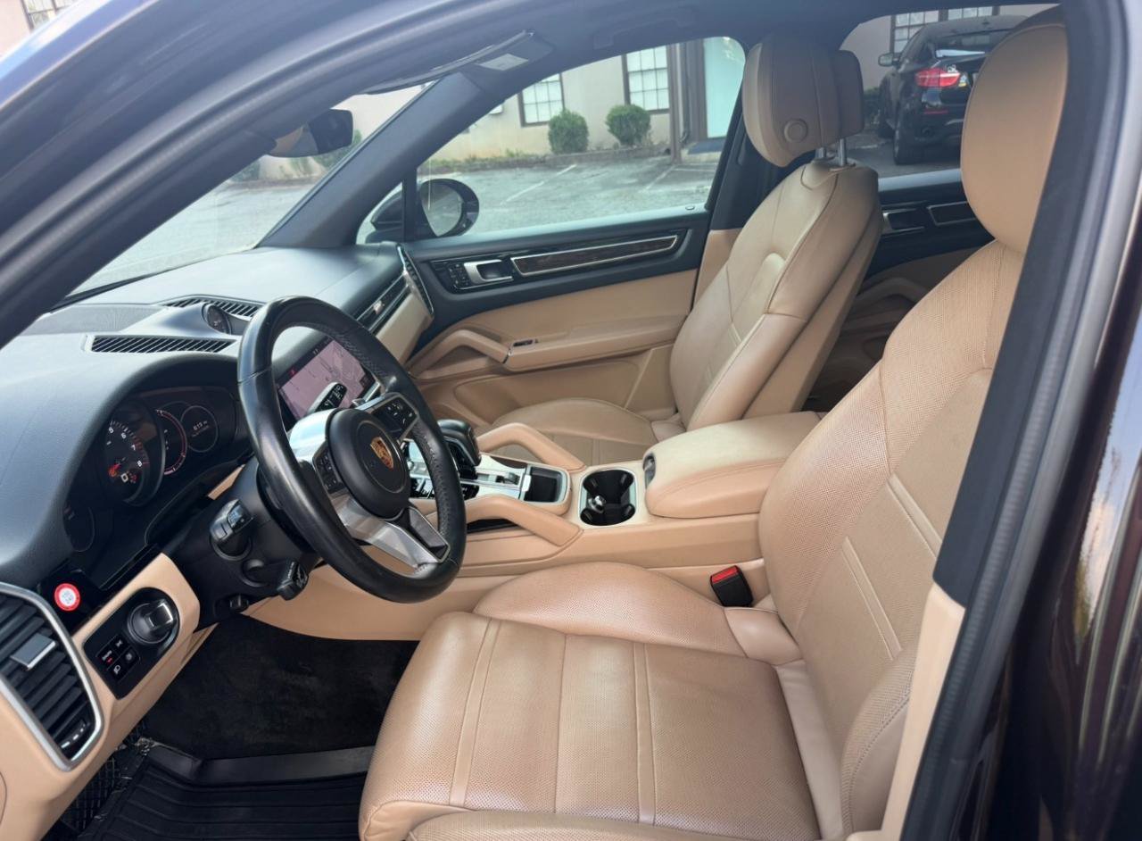 Used 2019 Porsche Cayenne AWD/4WD image 13