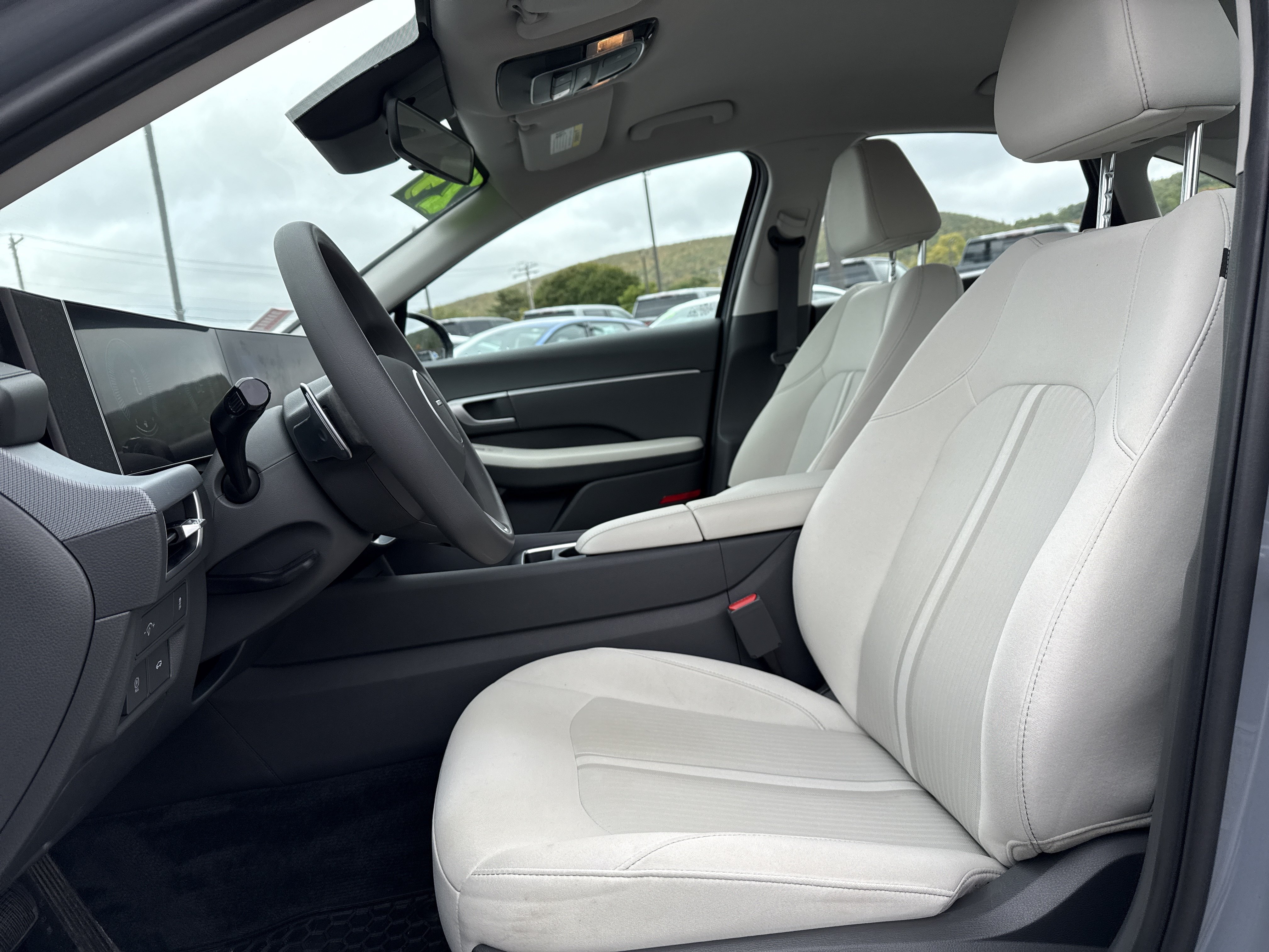 Used 2024 Hyundai Sonata SEL AWD/4WD image 11