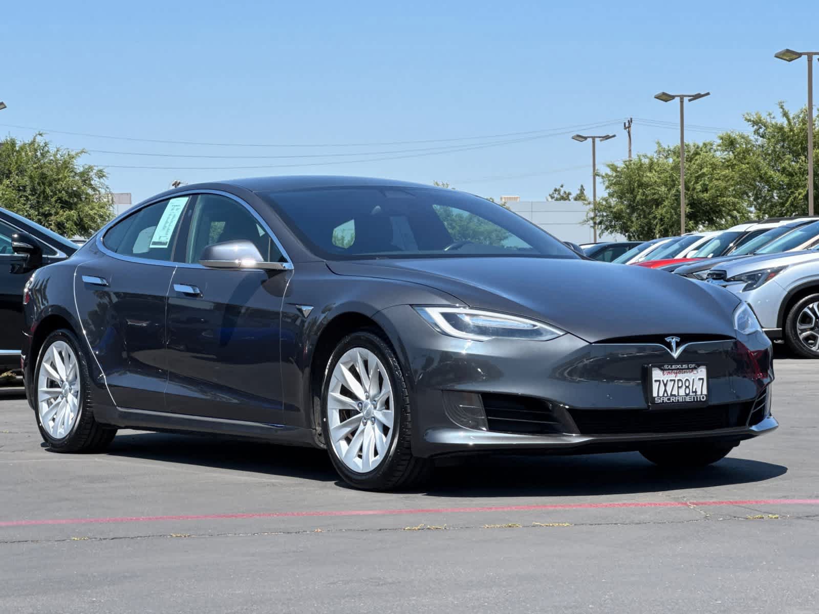 Used 2017 Tesla Model S 75 RWD image 5