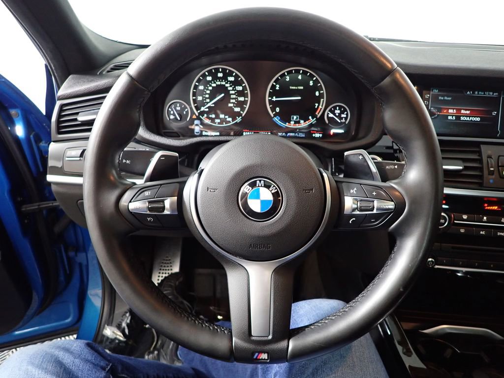 Used 2018 BMW X4 M40i image 33