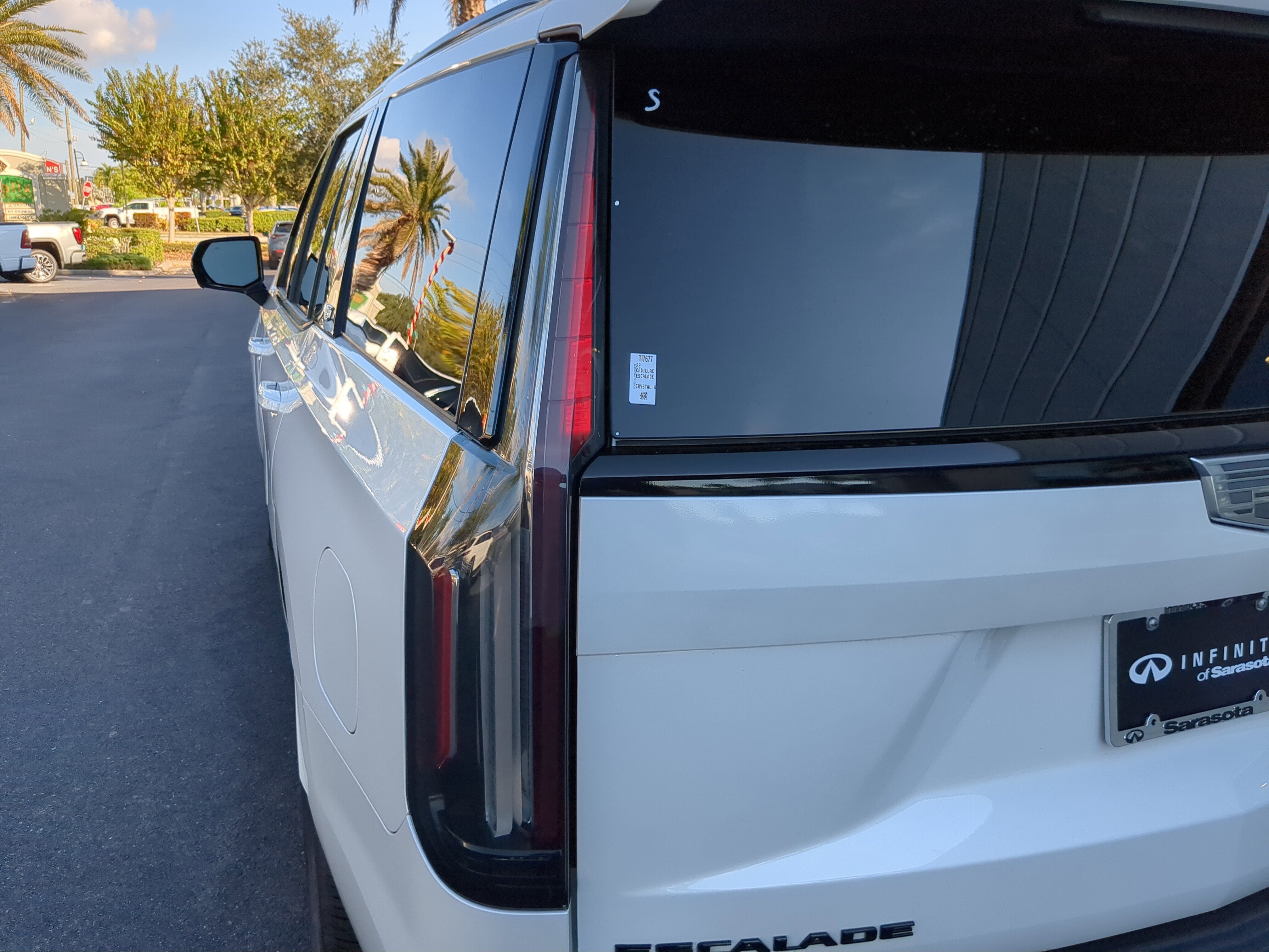 Used 2022 Cadillac Escalade Sport Platinum image 10