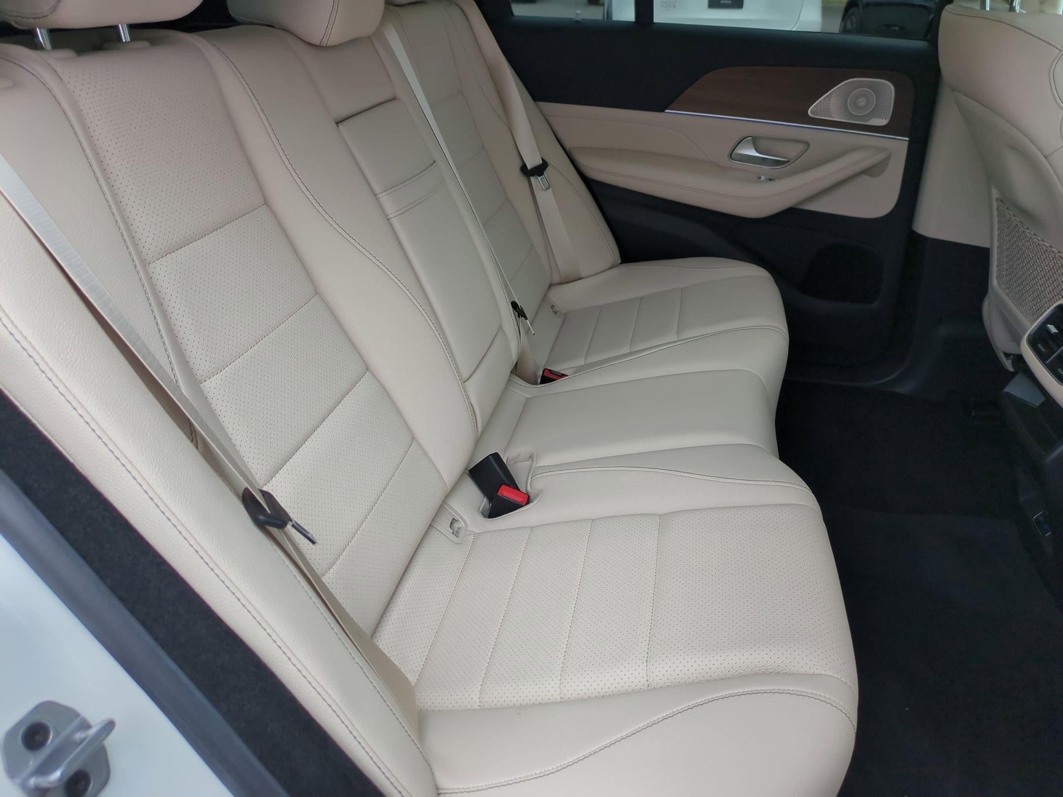 Certified 2024 Mercedes-Benz GLE 350 4MATIC image 34