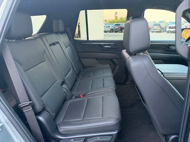 Used 2025 Chevrolet Tahoe Z71 AWD/4WD image 16