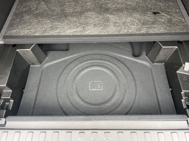 Used 2024 Chevrolet Equinox LS w/ LS Convenience Package image 28