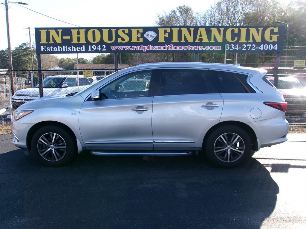 Used 2017 INFINITI QX60 FWD w/ Premium Plus Package