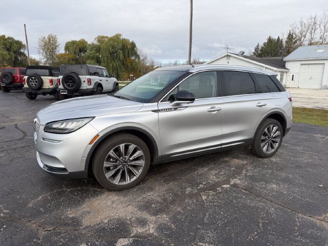 Used 2020 Lincoln Corsair Reserve w/ Equipment Group 201A AWD/4WD image 2