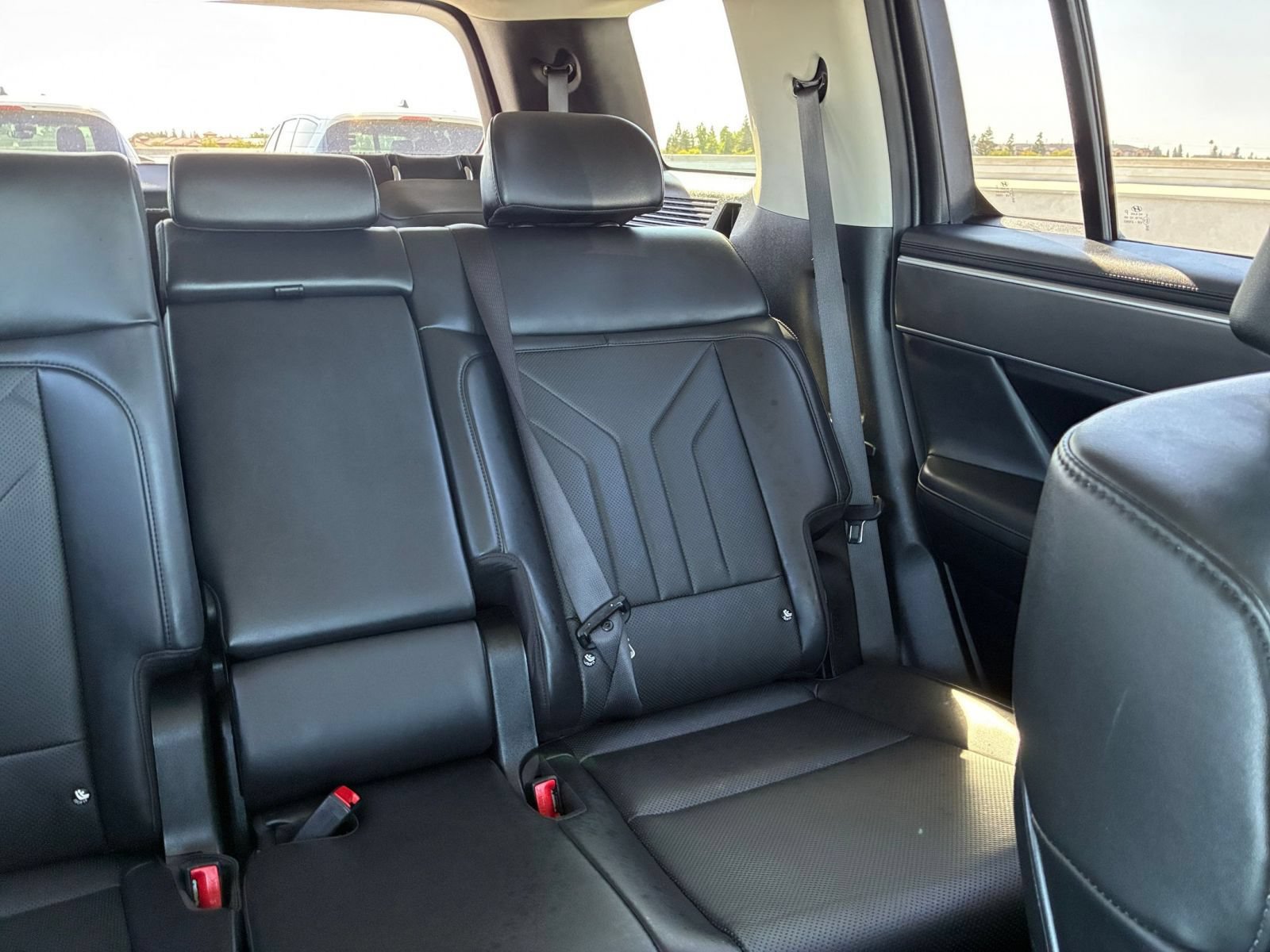 Used 2025 Hyundai Santa Fe SEL FWD image 34