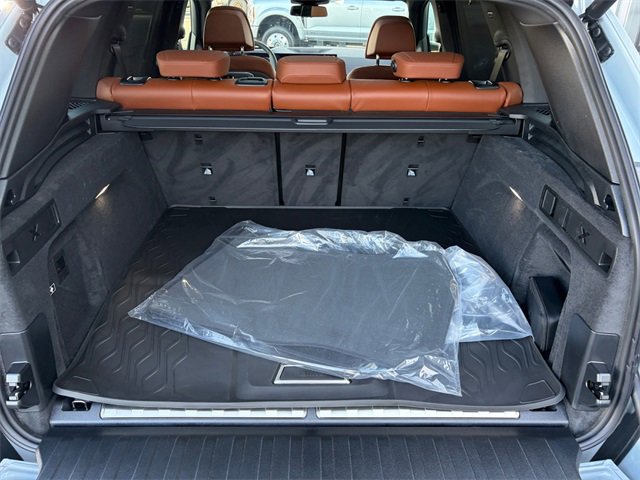 New 2026 BMW X5 xDrive50e w/ Executive Package image 26