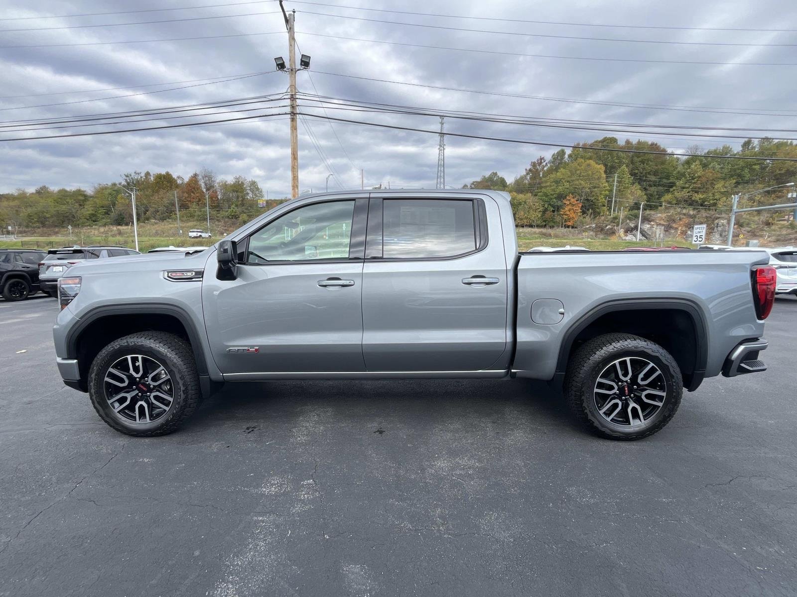 New 2026 GMC Sierra 1500 AT4 w/ Technology Package image 8