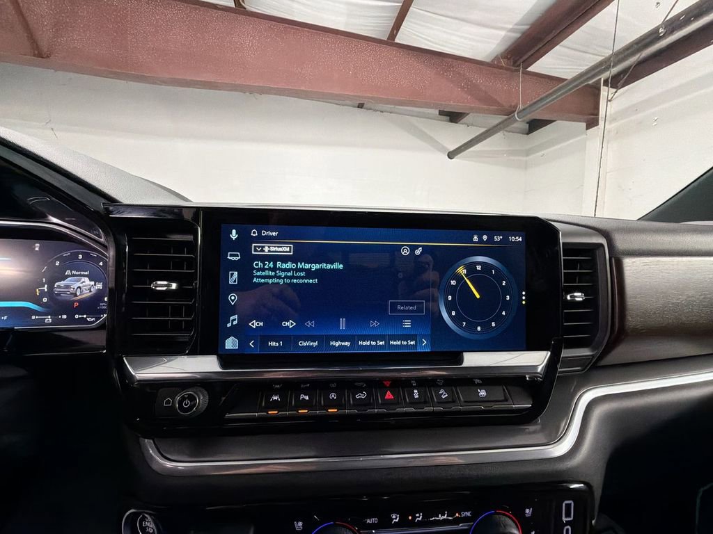 Used 2026 Chevrolet Silverado 1500 High Country w/ Technology Package image 13