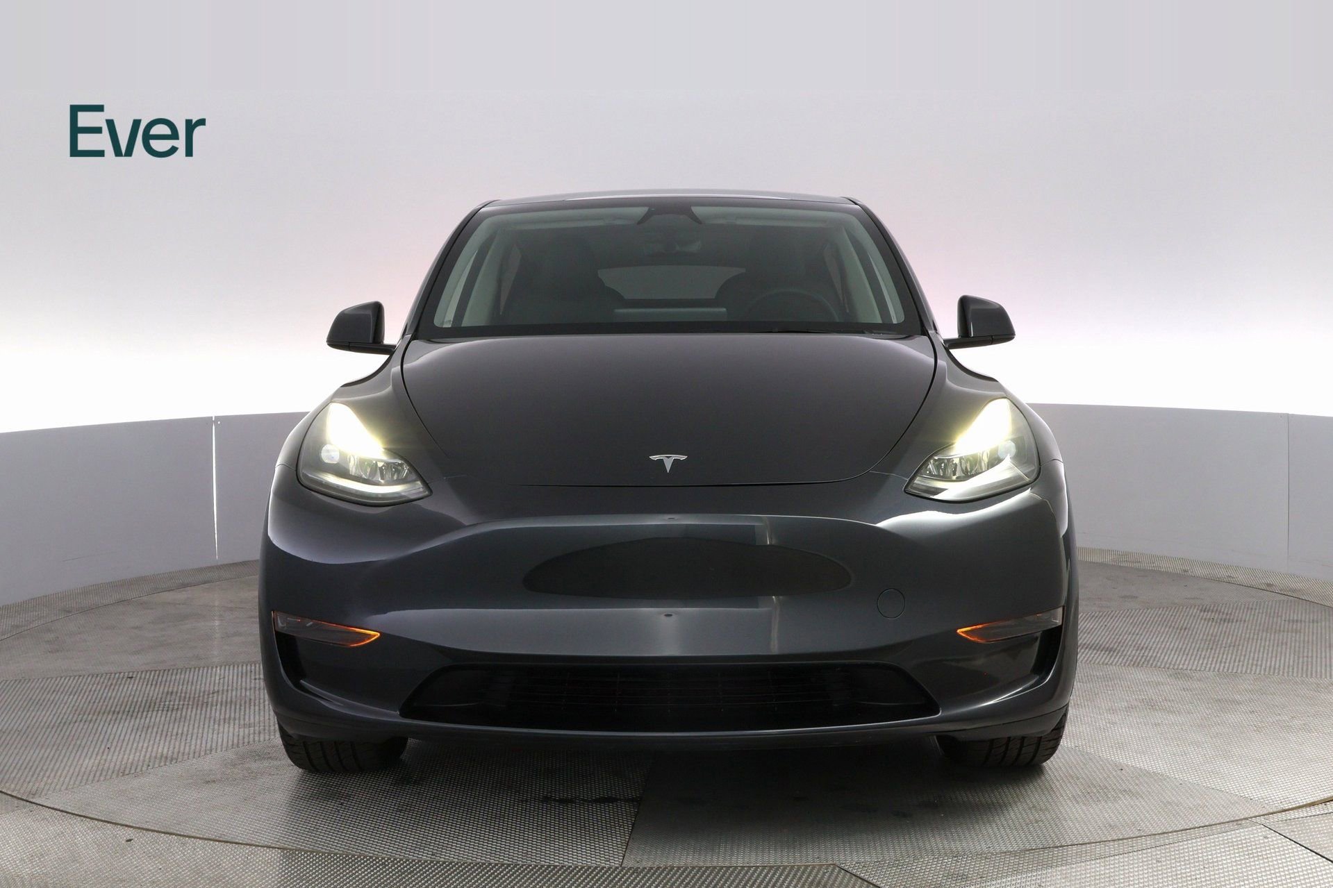 Used 2025 Tesla Model Y Long Range image 3