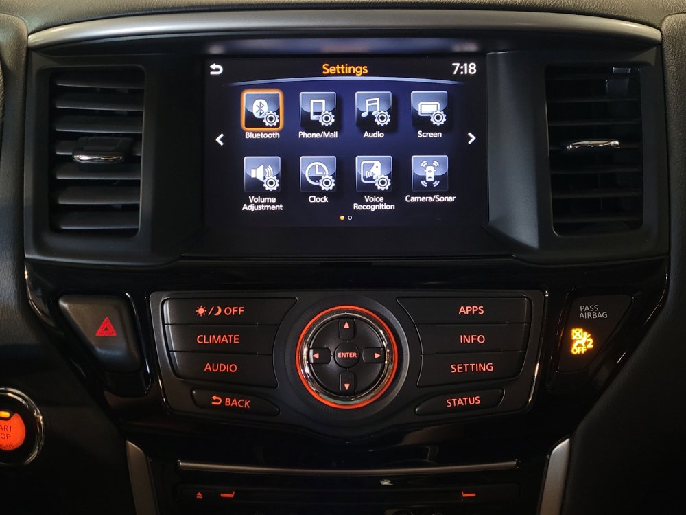 Used 2020 Nissan Pathfinder S FWD image 25