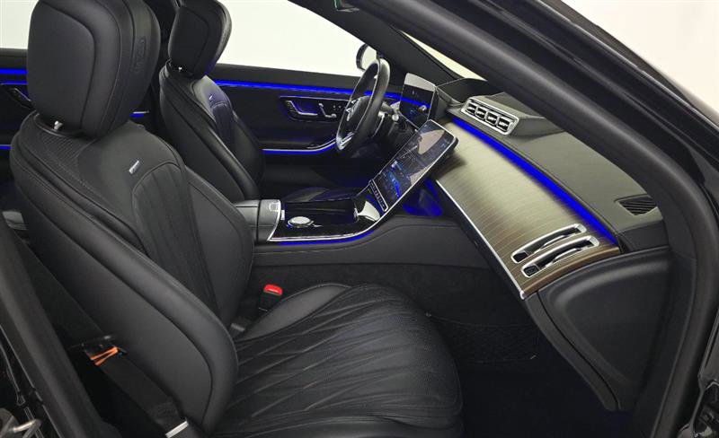 Used 2024 Mercedes-Benz S 63 AMG S image 8
