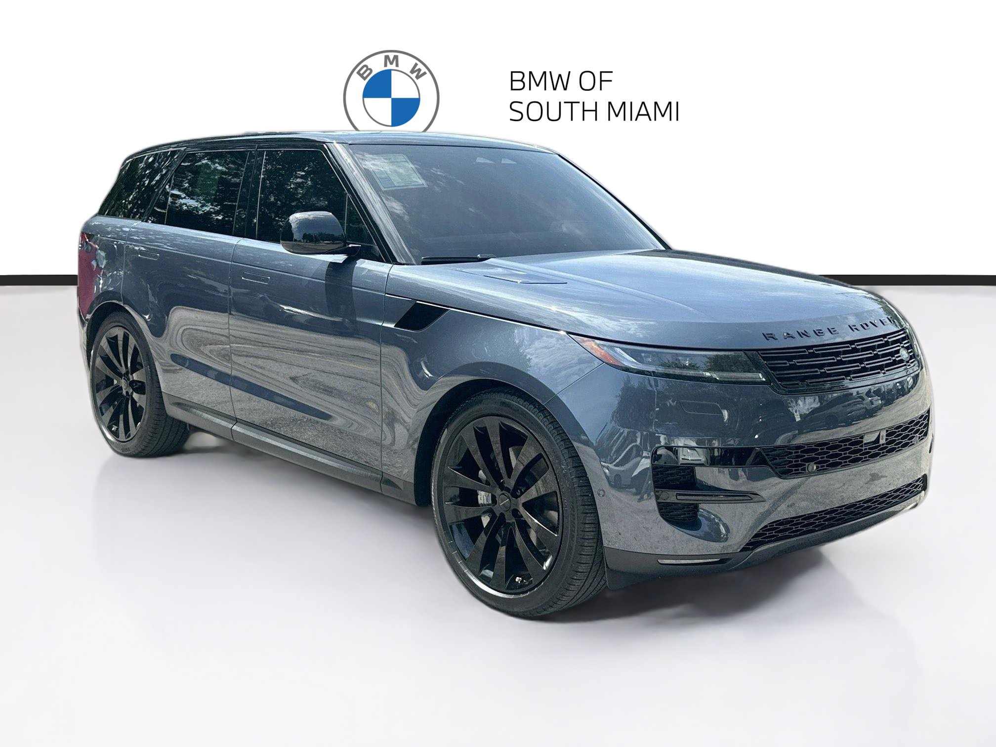 Used 2026 Land Rover Range Rover Sport SE AWD/4WD image 1