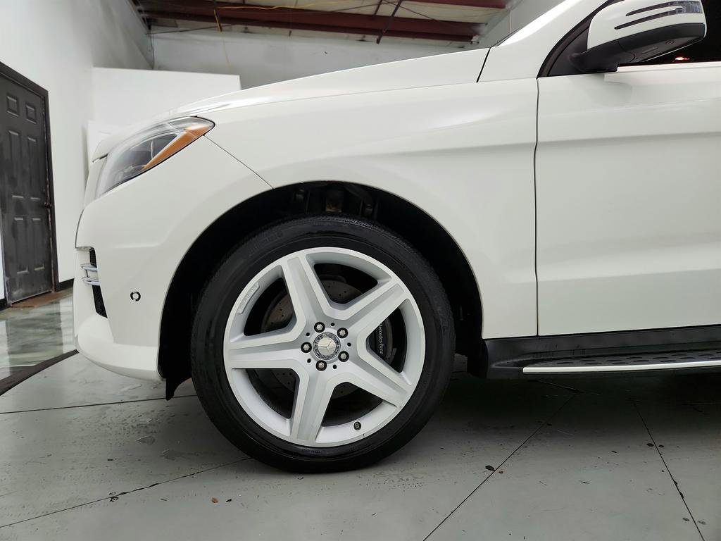 Used 2015 Mercedes-Benz ML 400 4MATIC image 33