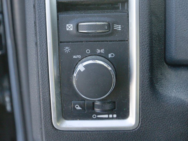 Used 2017 RAM 1500 Classic SLT image 17