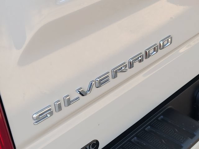 Used 2026 Chevrolet Silverado 1500 Custom RWD image 9