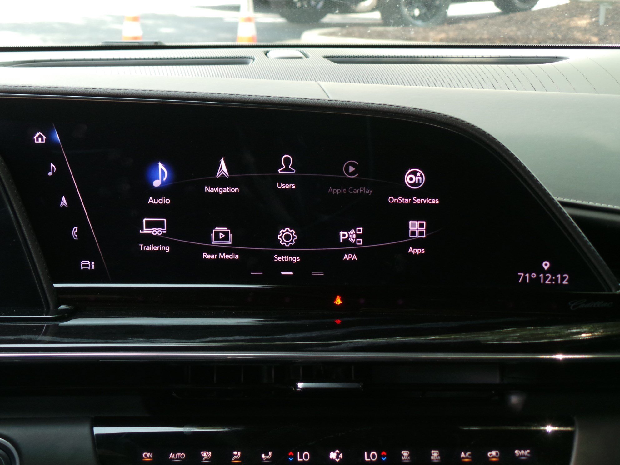Used 2023 Cadillac Escalade V AWD/4WD image 19