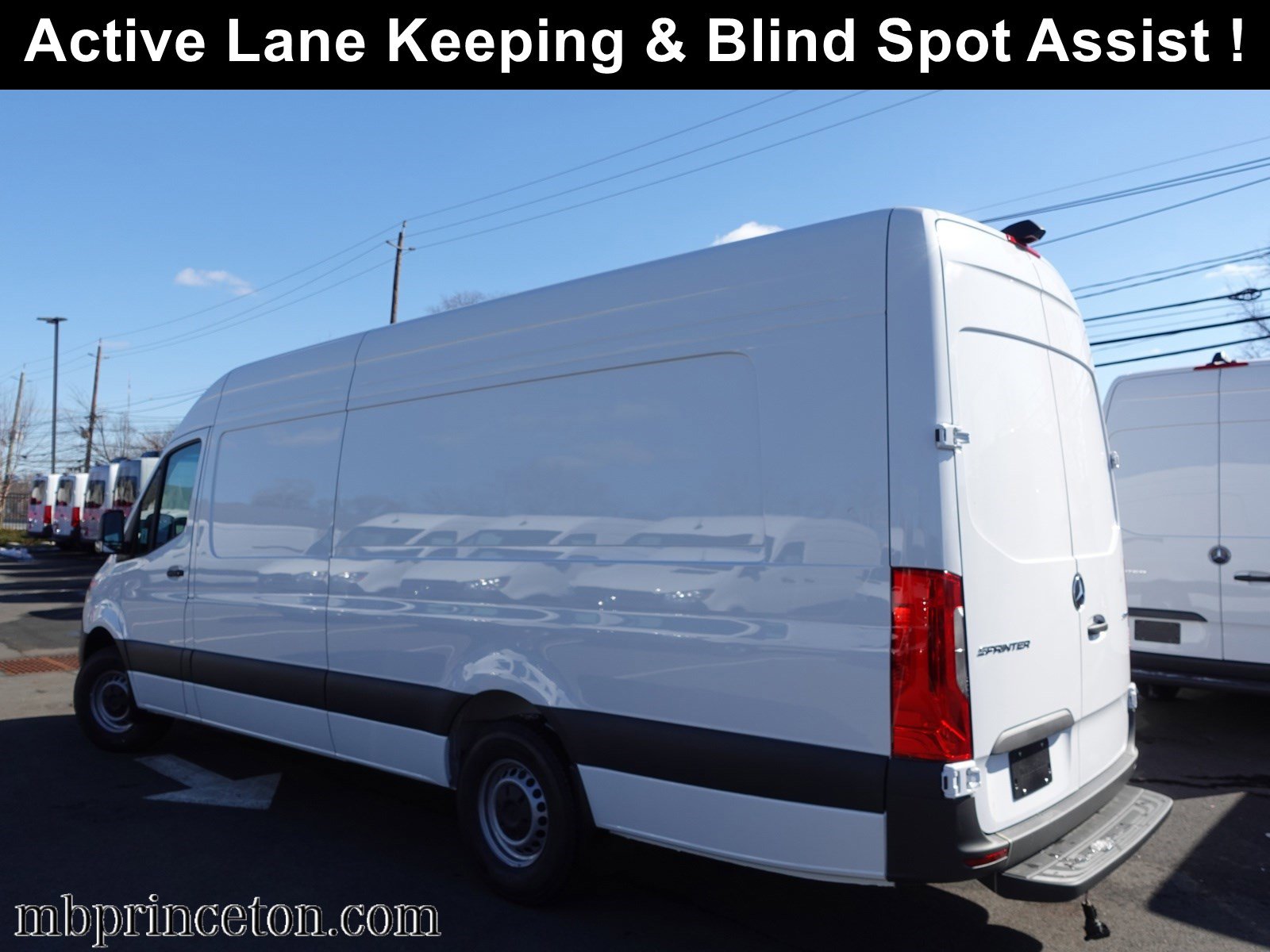 Used 2024 Mercedes-Benz Sprinter 2500 image 4