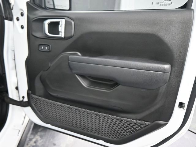 Used 2025 Jeep Gladiator Sport image 35