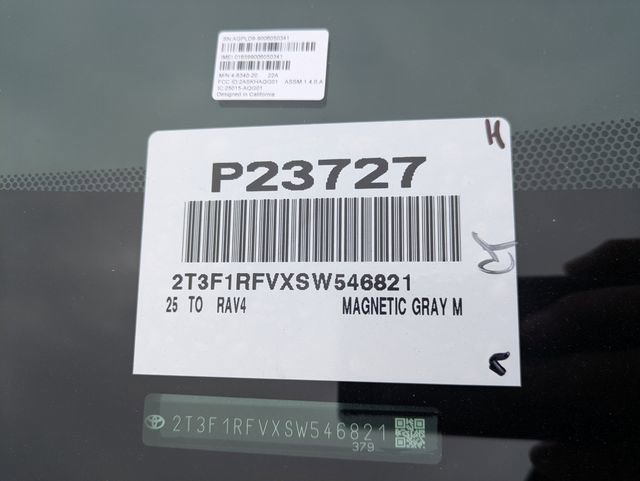 Used 2025 Toyota RAV4 LE image 33