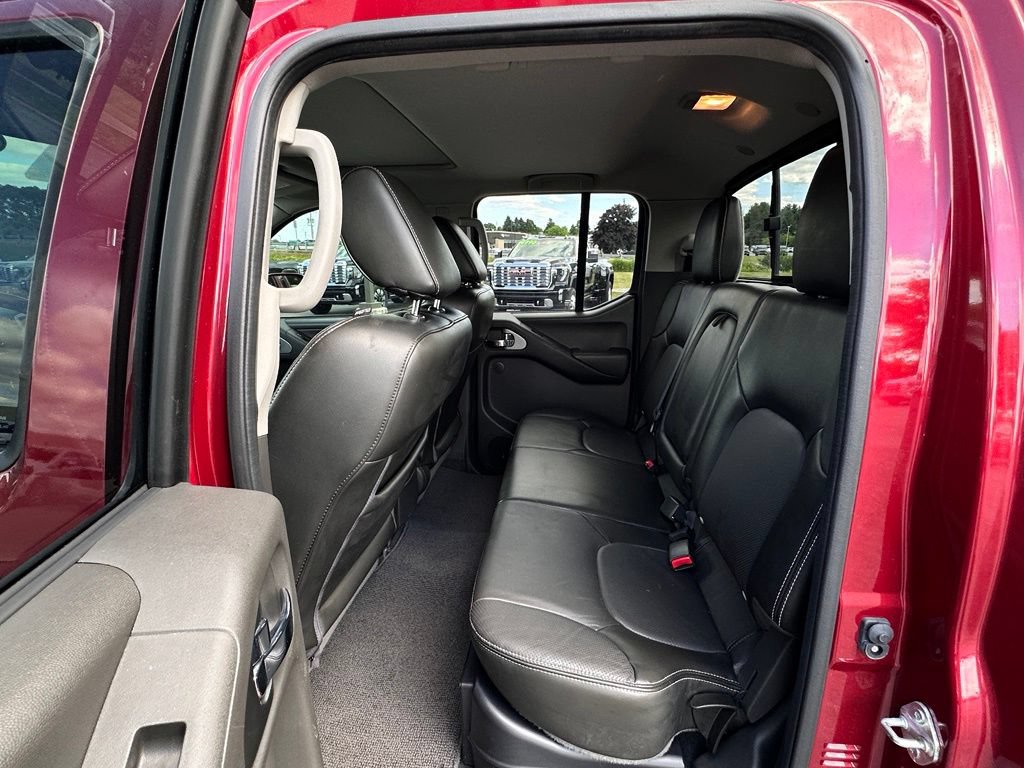 Used 2021 Nissan Frontier PRO-4X w/ Pro-4x Utility Package AWD/4WD image 24
