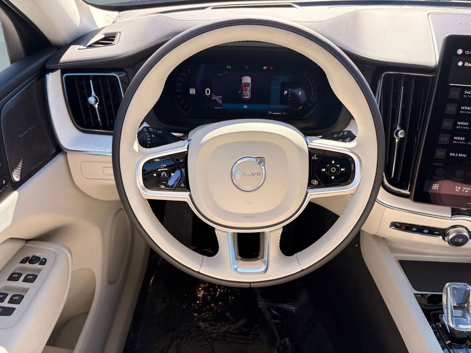 New 2026 Volvo XC60 B5 Ultra w/ Climate Package image 16