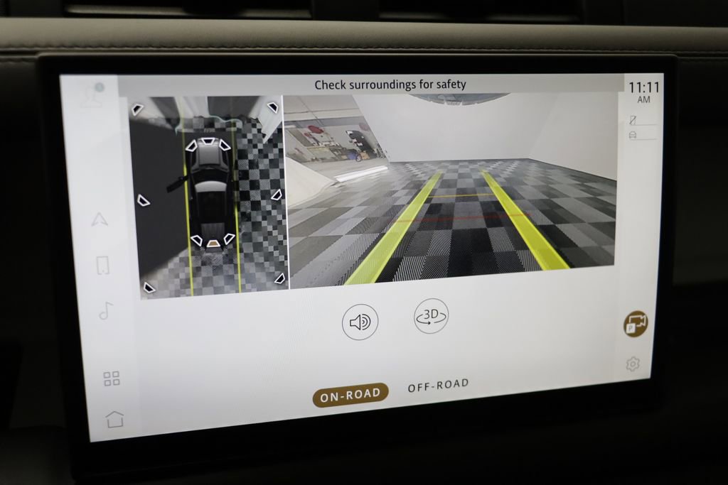 Used 2025 Land Rover Defender 110 S image 12