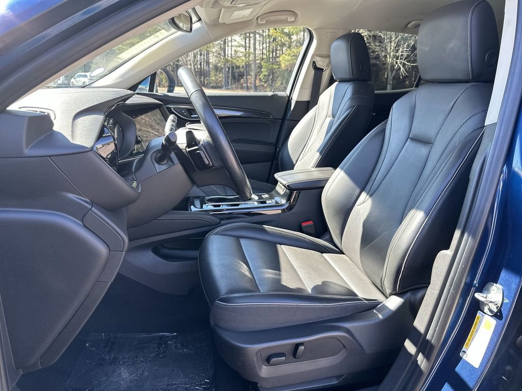 Used 2023 Buick Envision Essence image 13