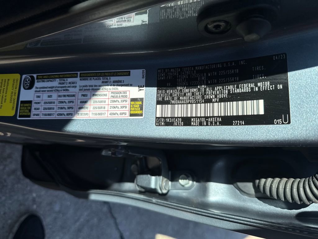 Certified 2023 Toyota Corolla Cross XLE image 37