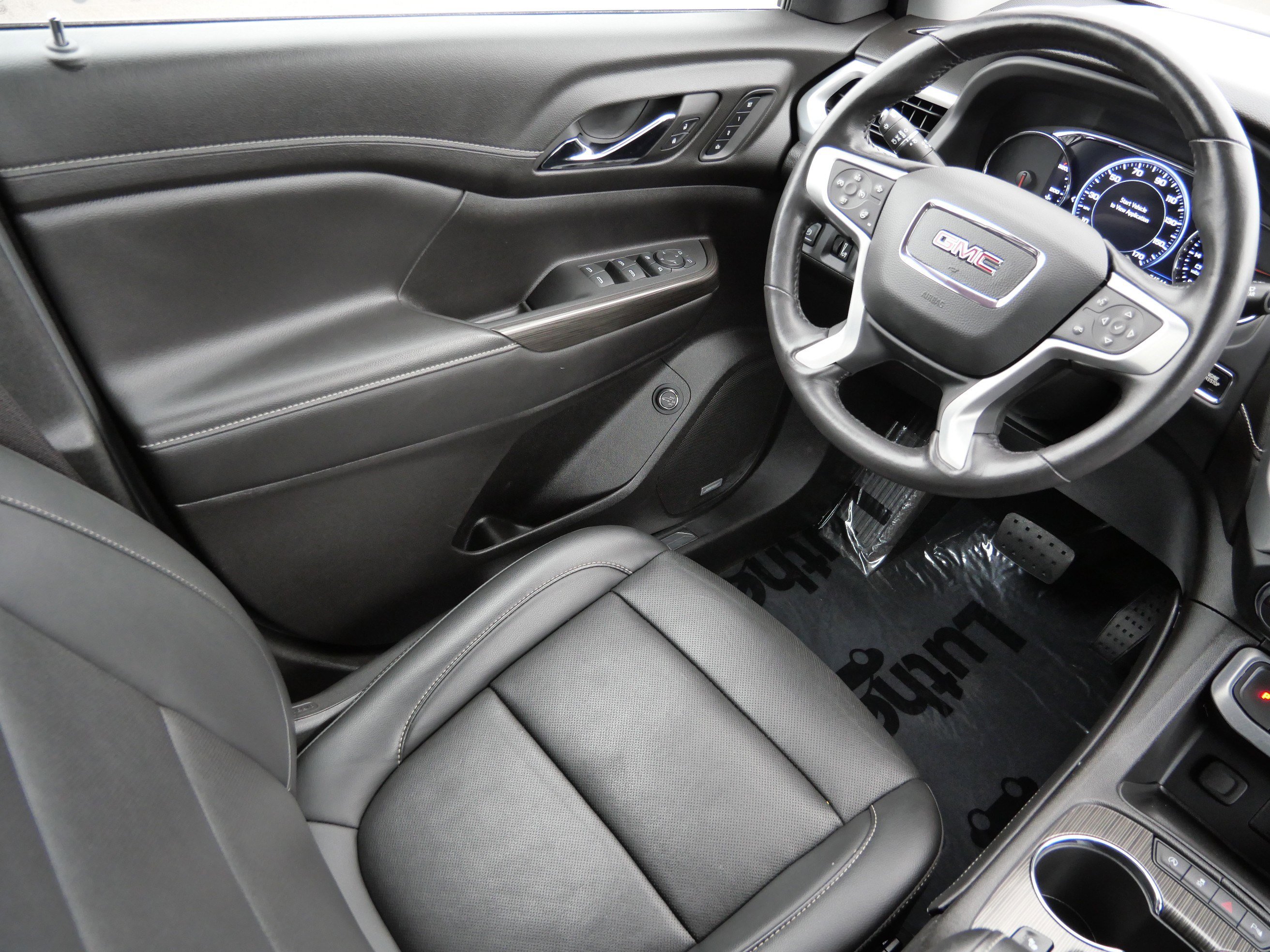 Used 2022 GMC Acadia SLT w/ Elevation Edition image 9