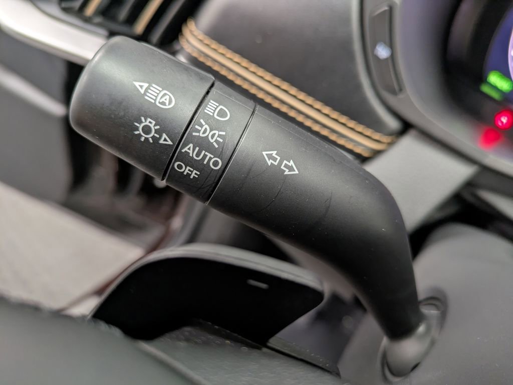 Certified 2025 MAZDA CX-90 3.3 Turbo S w/ Premium Package image 17