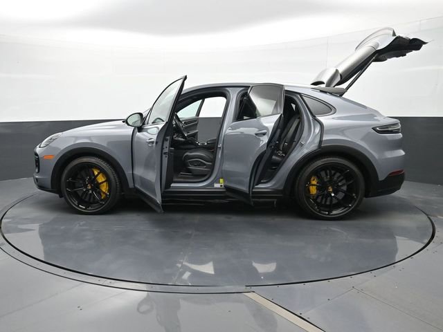 Certified 2023 Porsche Cayenne Turbo GT AWD/4WD image 30