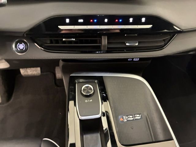 Certified 2025 Buick Enclave Sport Touring image 21