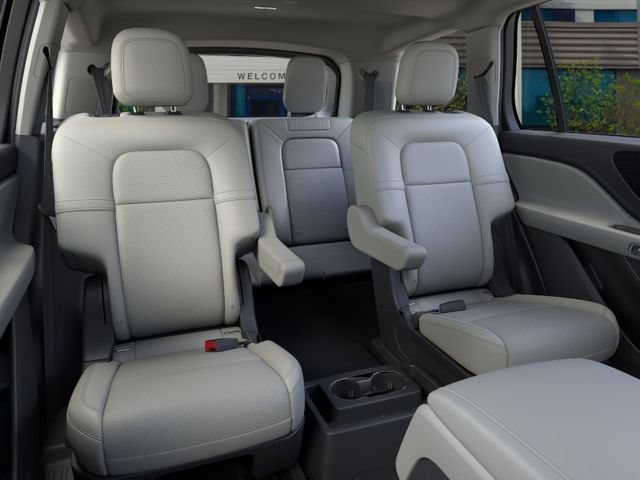 New 2026 Lincoln Aviator AWD image 12