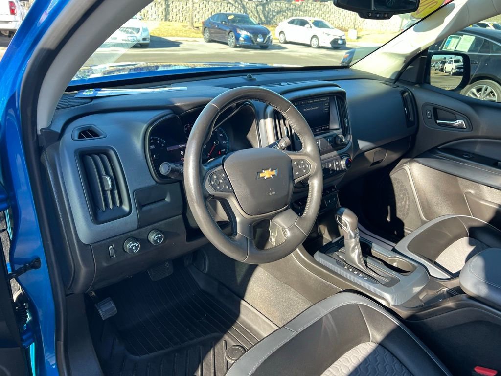 Used 2022 Chevrolet Colorado Z71 w/ Safety Package image 17