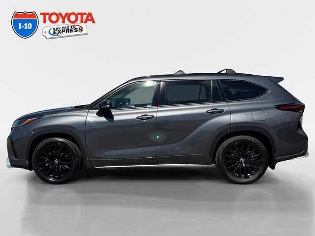 Certified 2024 Toyota Highlander XSE FWD image 2