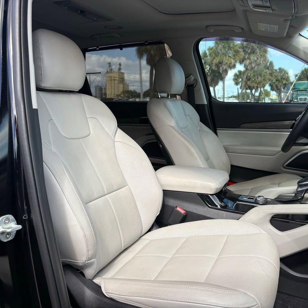 Used 2020 Kia Telluride EX w/ EX Premium Package image 17
