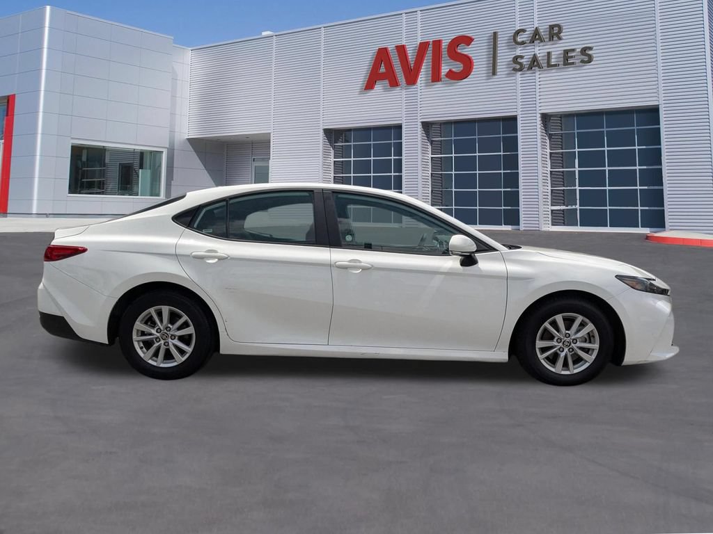 Used 2025 Toyota Camry LE FWD image 7