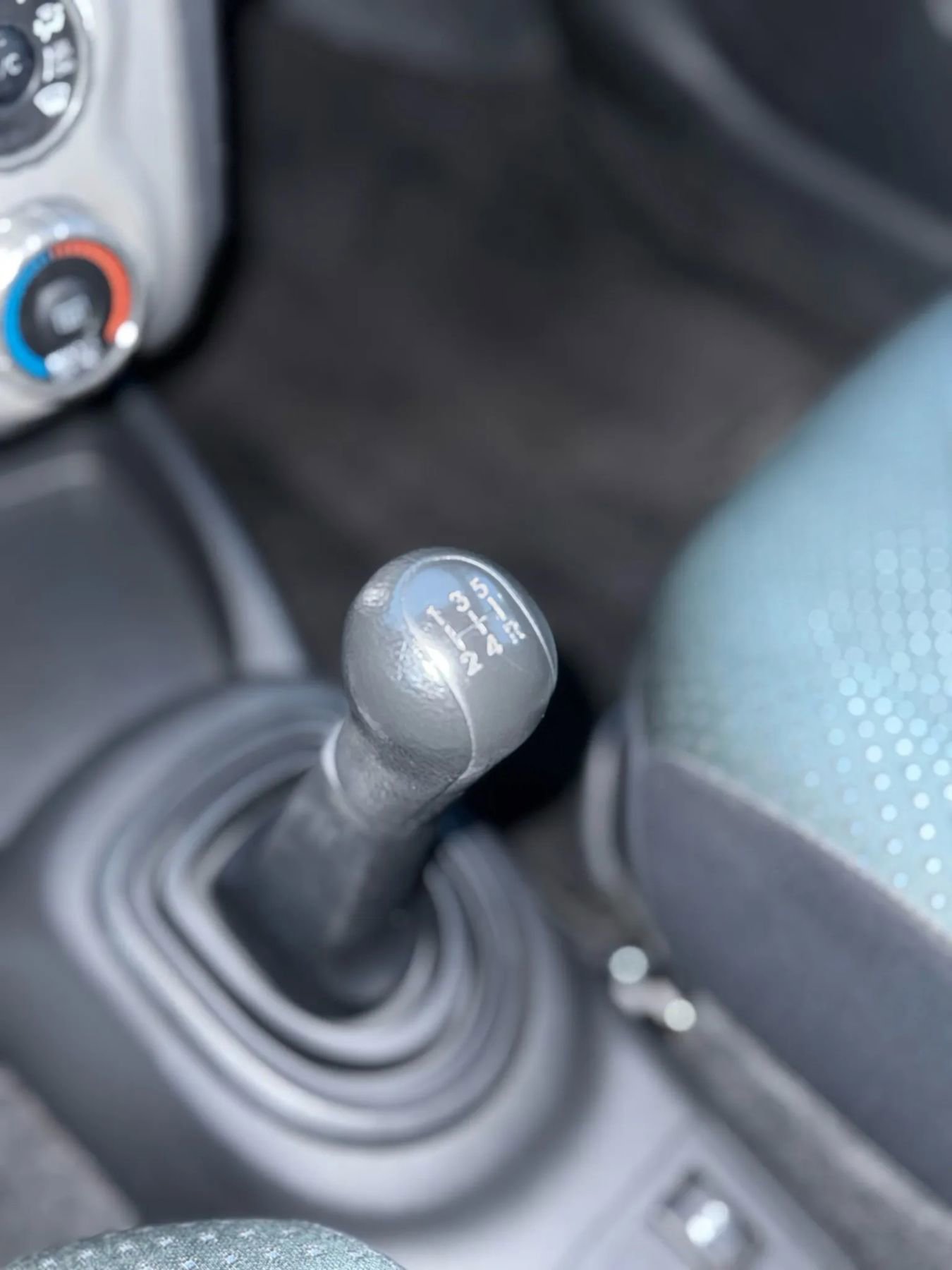 Used 2008 Toyota Yaris S FWD image 16