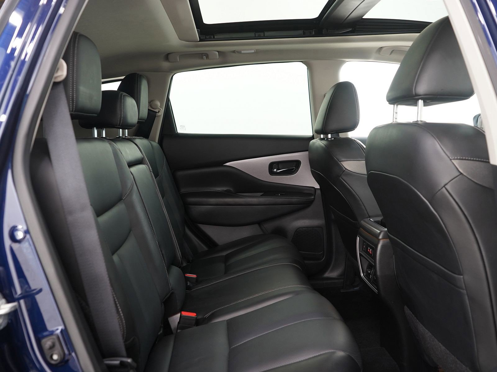 Used 2023 Nissan Murano SL image 15