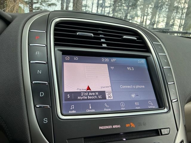 Used 2020 Lincoln Nautilus Reserve w/ Equipment Group 201A image 32